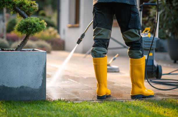 Best Concrete Pressure Washing  in Lake Magdalene, FL